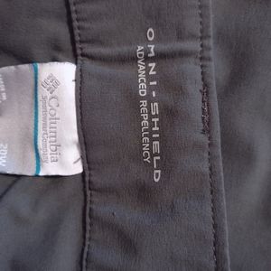 Columbia pants/shorts